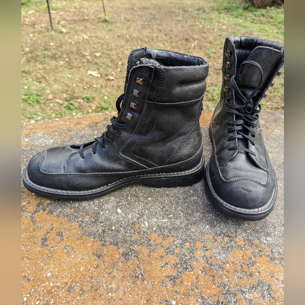 Women's Harley Davidson size 10 stock # 91736